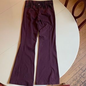 Lululemon yoga pants - maroon